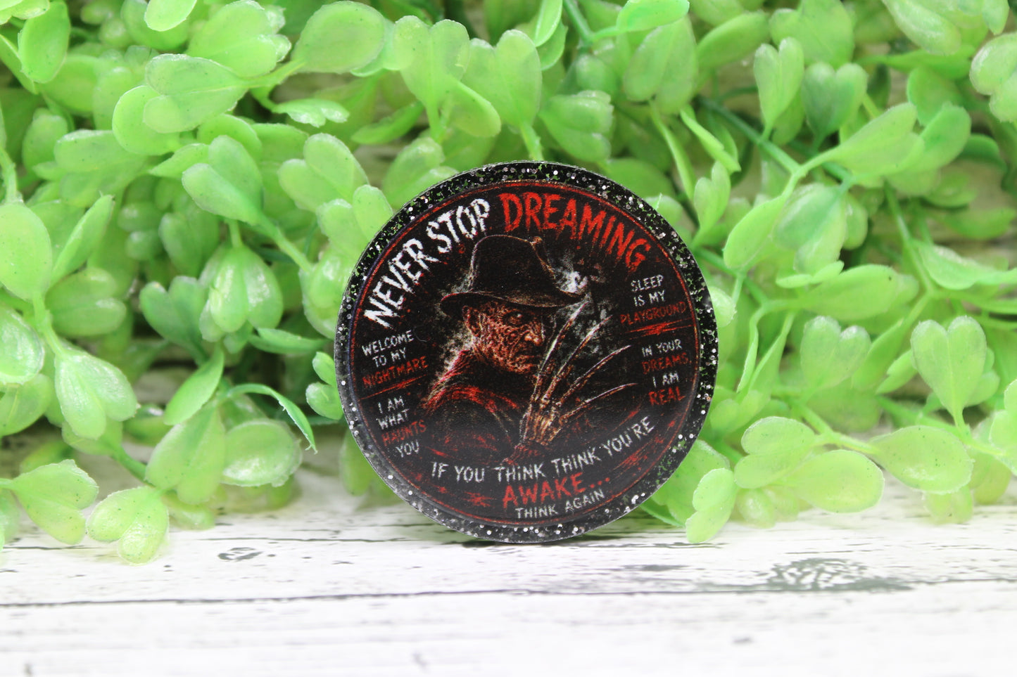 Never Stop Dreaming Circle Badge Reel