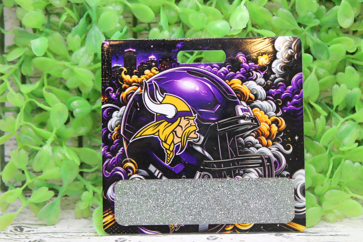 Minnesota Vikings Football Badge Buddy {BLANK}