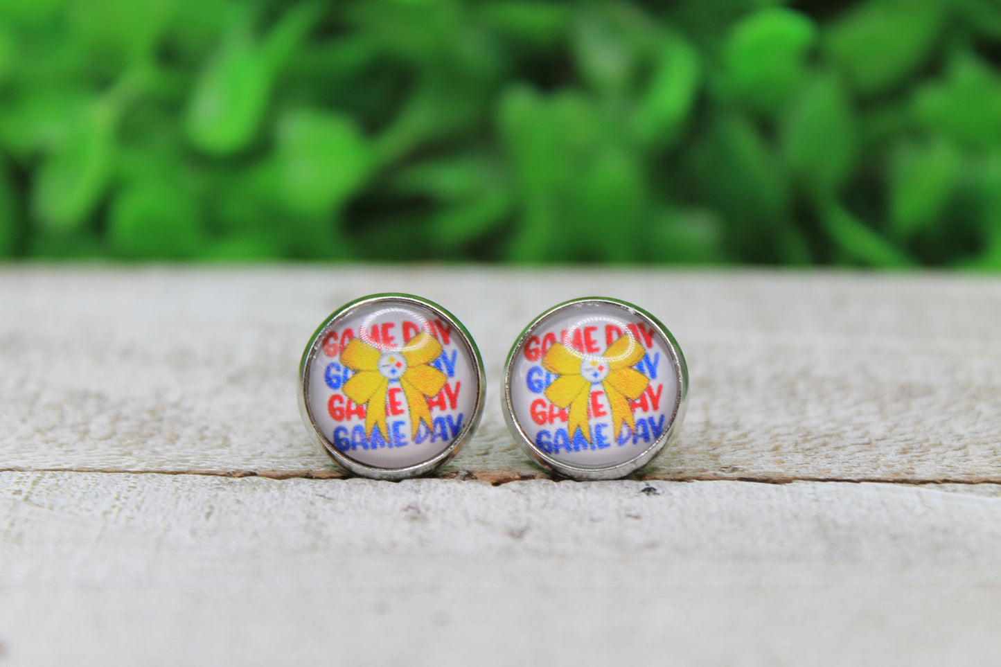Steelers Game Day Bow Glass Stud Earrings