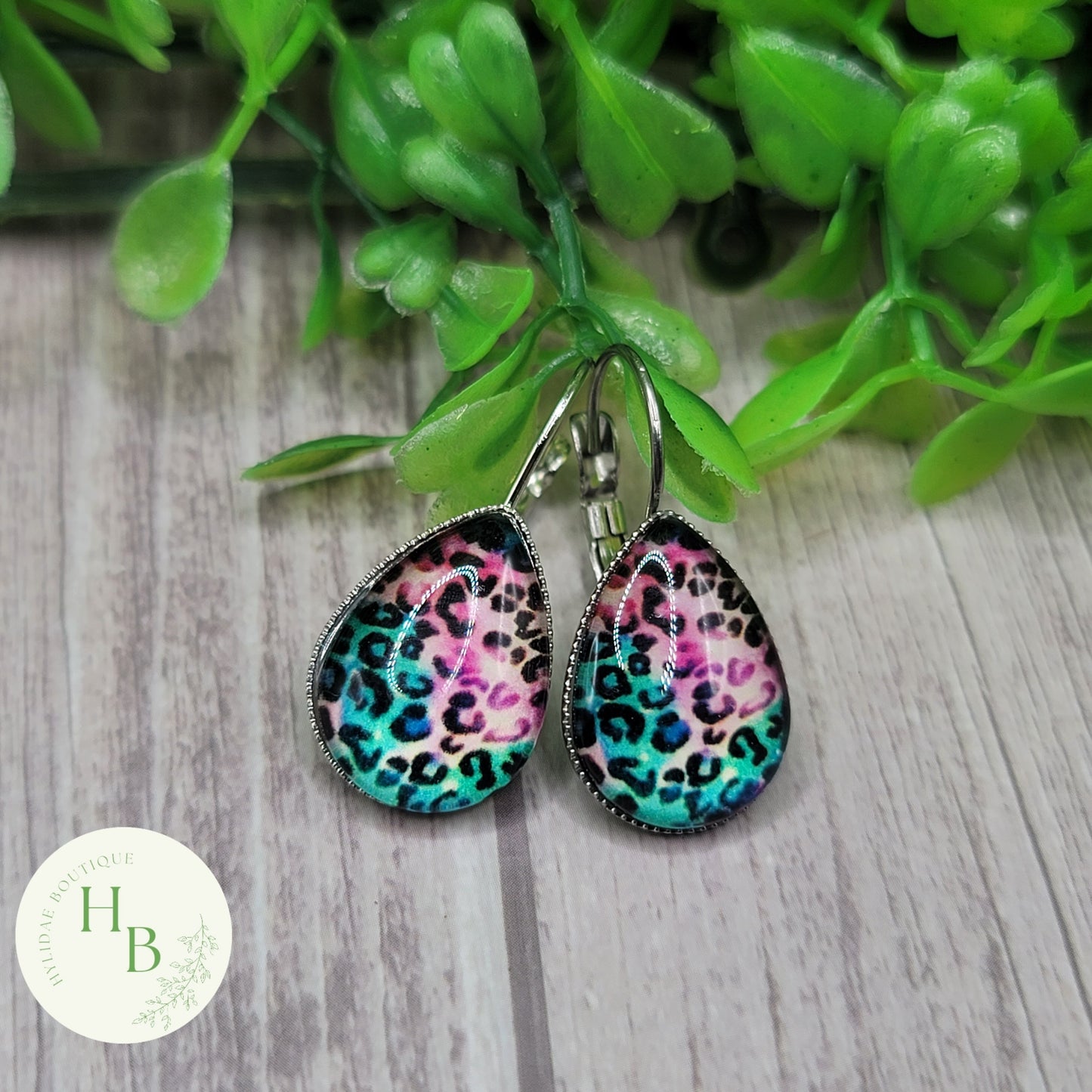 Colorful Leopard Teardrop French Lever Earrings