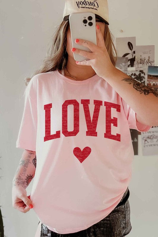 LOVE HEART VALENTINES GRAPHIC TEE