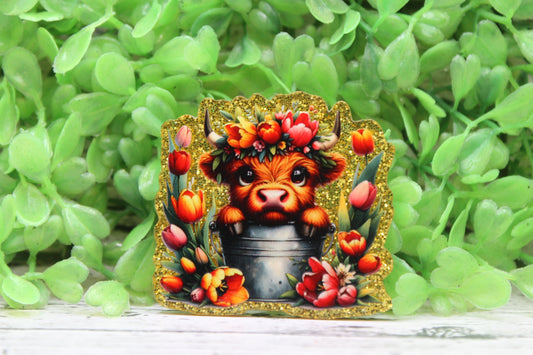 Highland Cow in Tulips Badge Reel