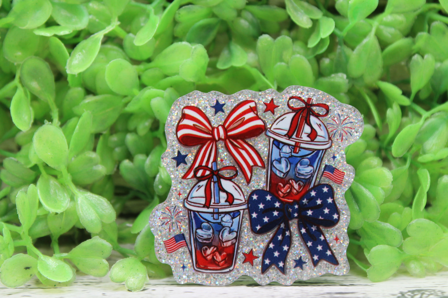 Patriotic Bows & Drinks Badge Reel
