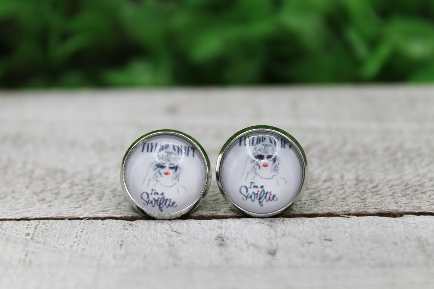 I'm a Swiftie 12mm Glass Stud Earrings || Hypoallergenic