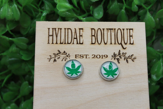 Green Leaf 420 12mm Glass Stud Earrings