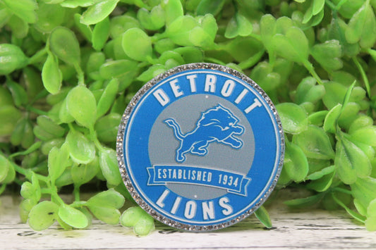 Detroit Lions Football Circle Silver Badge Reel
