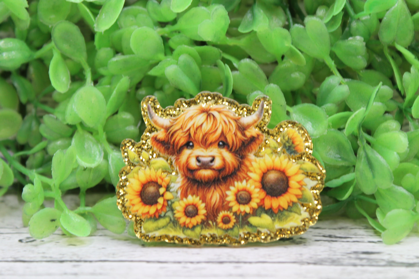 Highland Cow in Sunflowers Badge Reel