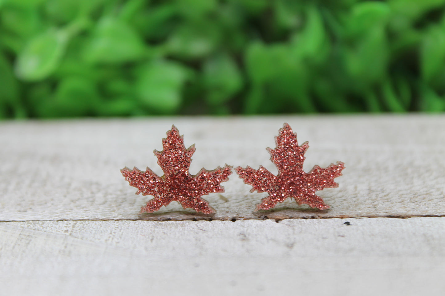 Mauve Glitter Leaves • Stud Earrings