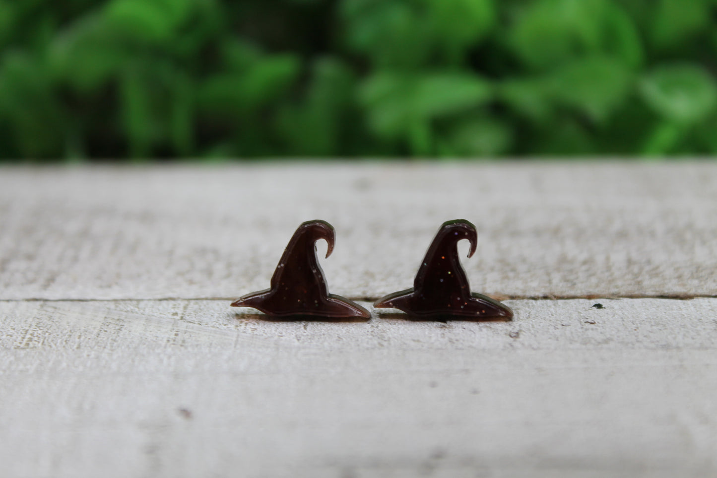 Purple Shimmer Witch Hats • Stud Earrings