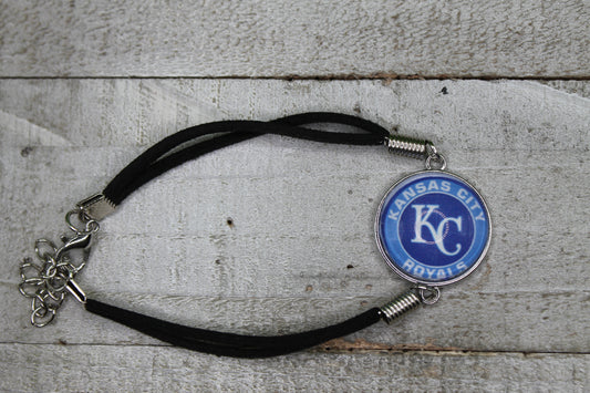 Baseball KC Royals Circle • Adjustable Clasp Leather Cord Bracelet