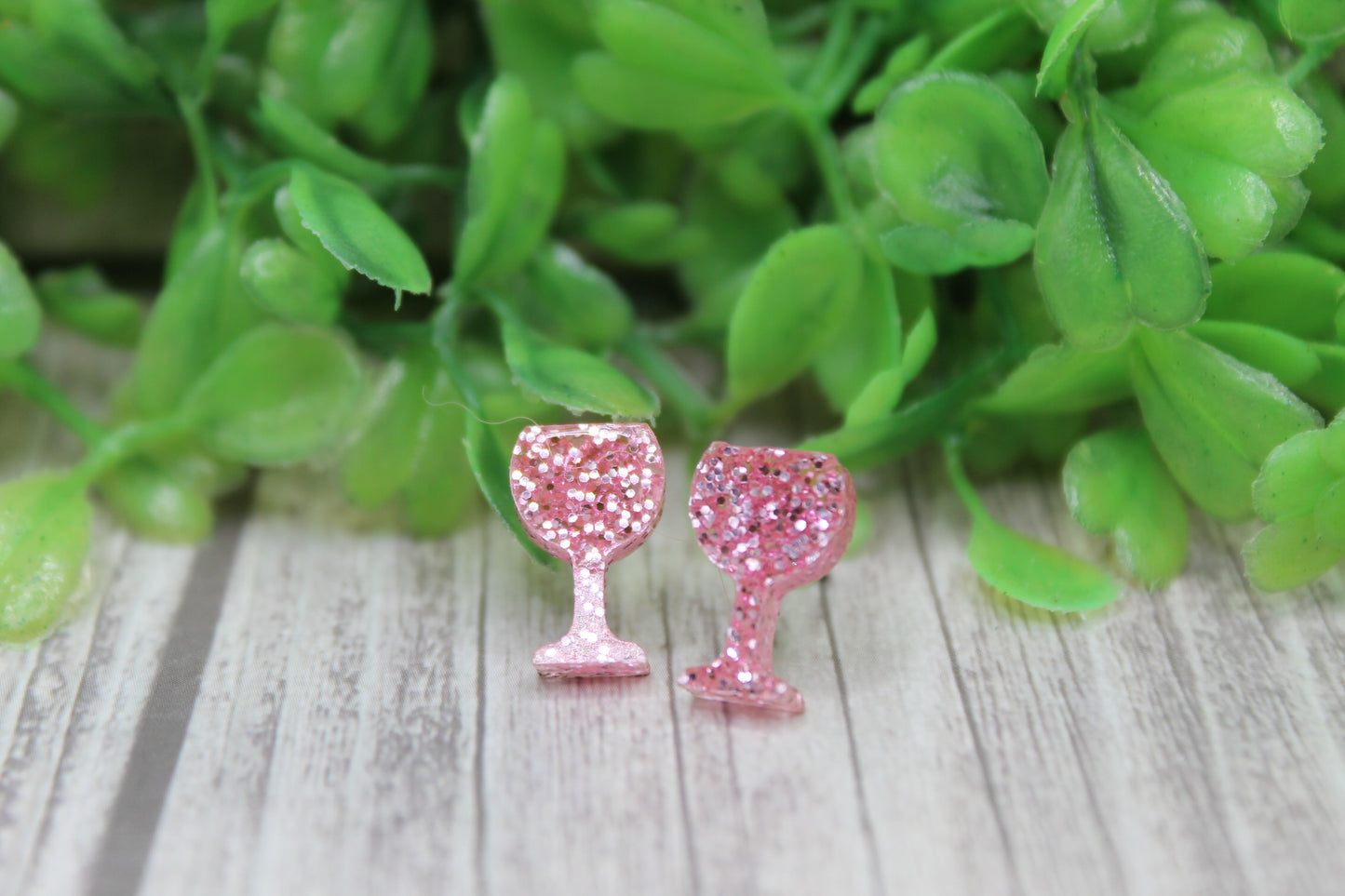 Pink Glitter Wine Glasses • Stud Earrings