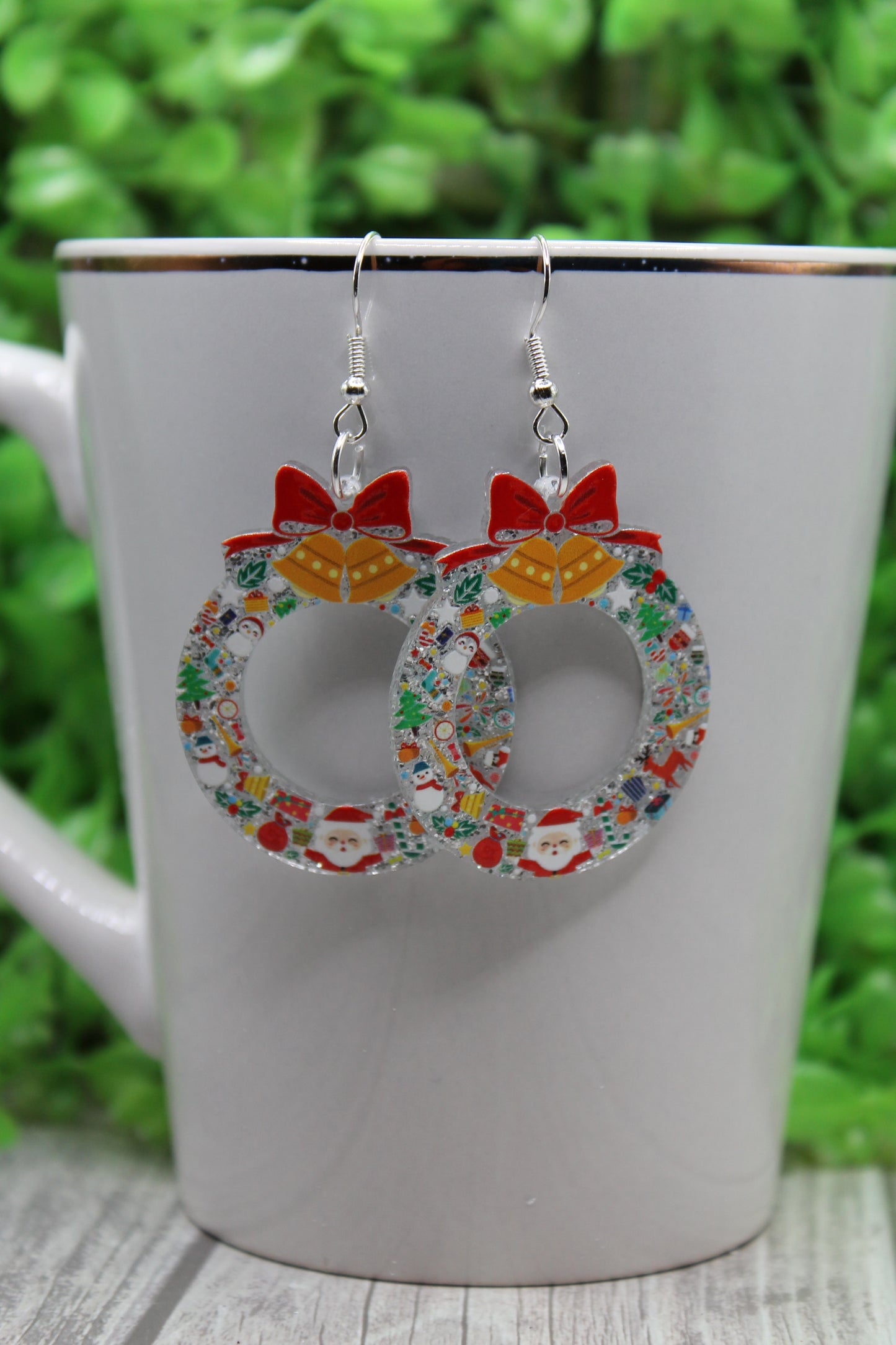 Christmas Wreath • Dangle Earrings