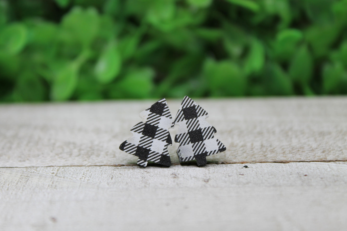 White Plaid Christmas Tree • Stud Earrings