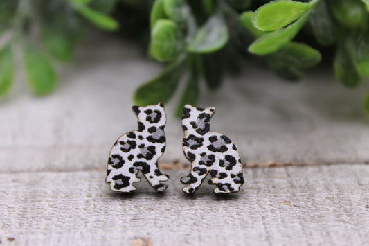 Snow Leopard (Micro) Cats || 14mm Stud Earrings || Hypoallergenic