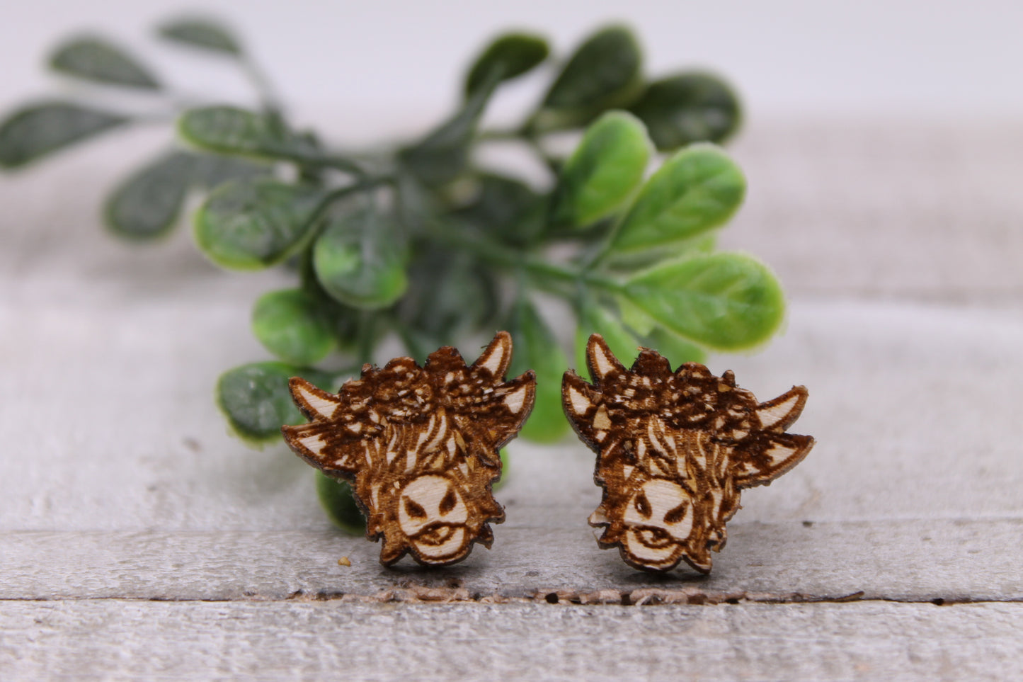 Floral Crown Highland Cows || 15mm Stud Earrings || Hypoallergenic