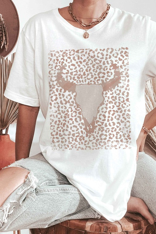 LEOPARD LONGHORN Graphic Tee