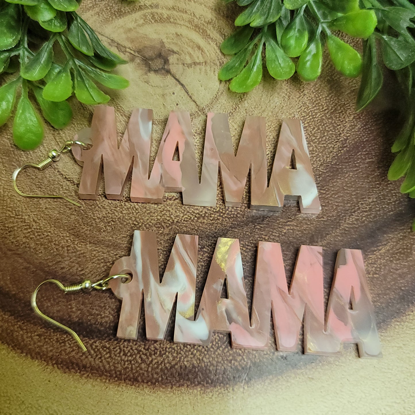 MAMA - Marvelous Mauve | Dangle Earrings