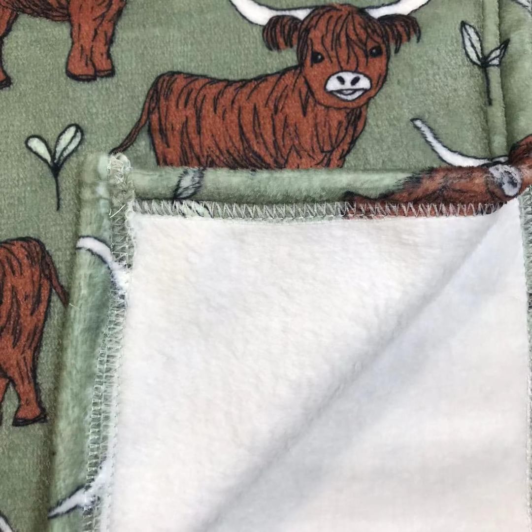 Highland Cows Youth Fleece Blanket ☆ 40x30 inches ☆ PREORDER