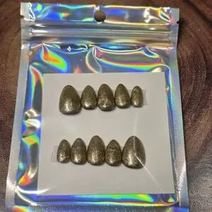 Gold Medium Almond Press-On Nails