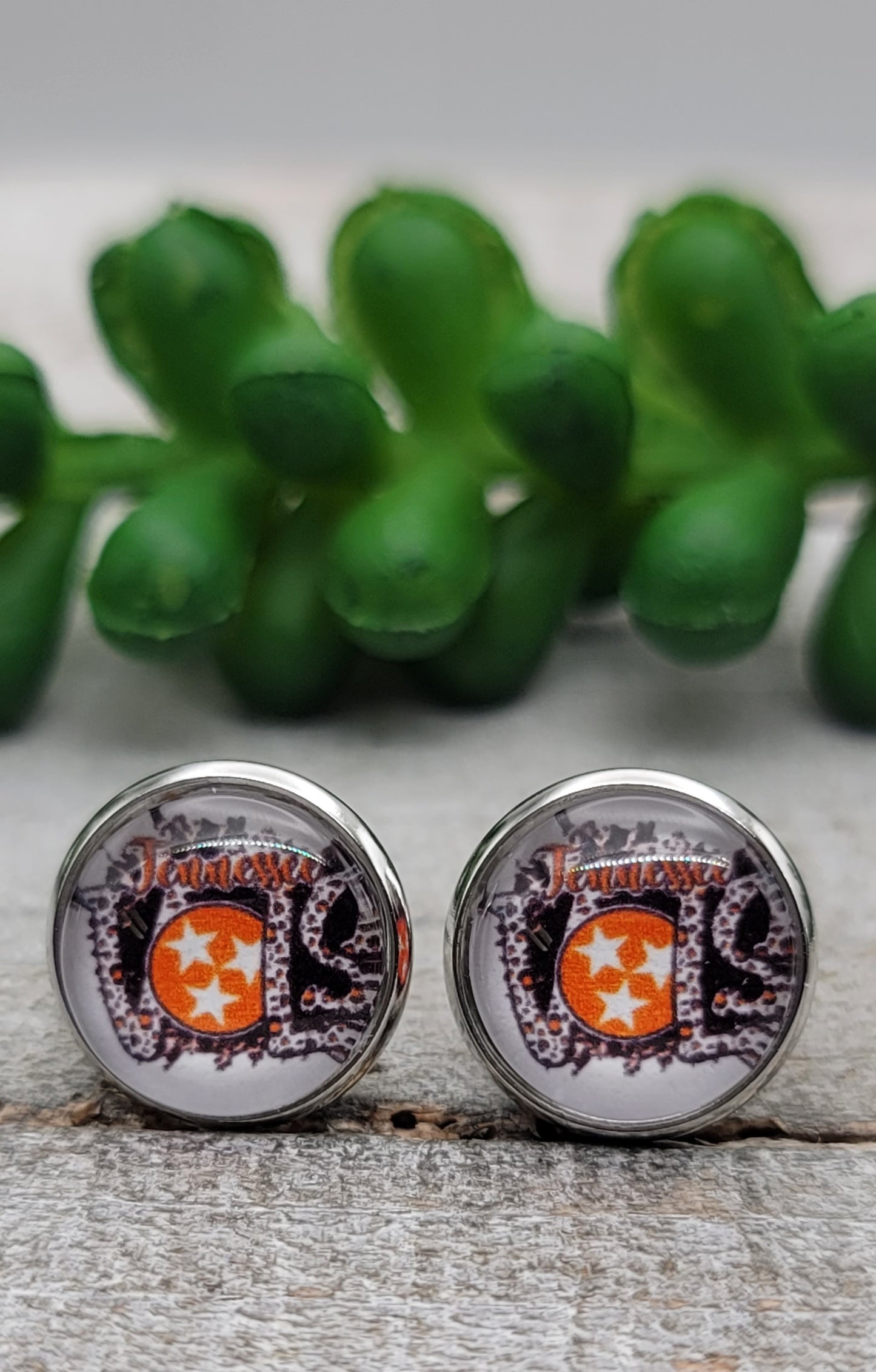 TN VOLS || 12mm Glass Stud Earrings || Hypoallergenic