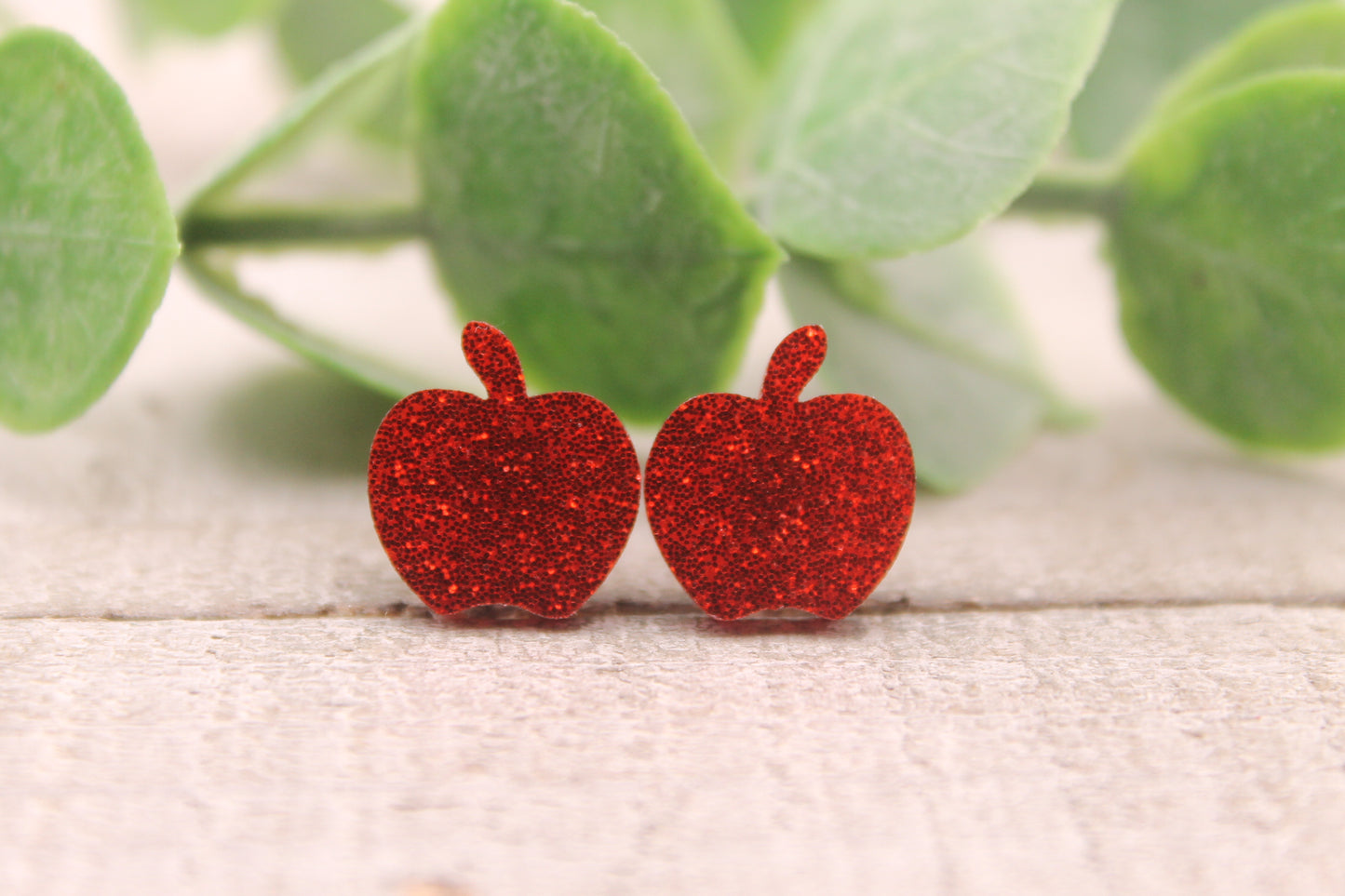 Red Glitter Apple || 12mm Stud Earrings